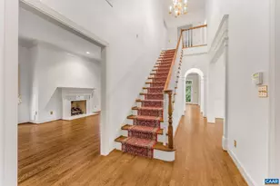 555 Dryden Pl, Charlottesville, VA 22903 - Photo 8