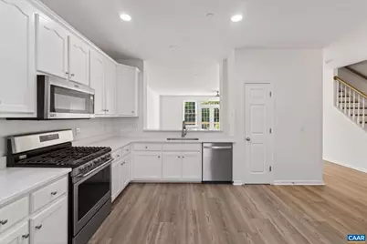 1037 Somer Chase Ct, Charlottesville, VA 22911 - Photo 8