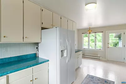 1221 West Leigh Dr, Charlottesville, VA 22901 - Photo 16
