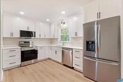 309 Crestfield Ct, Charlottesville, VA 22911 - Photo 12
