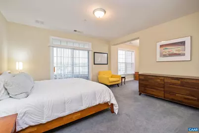 1051 Glenwood Station Ln #304, Charlottesville, VA 22901 - Photo 16