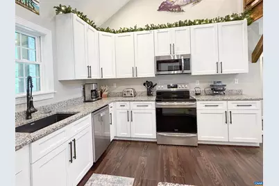 1387 Spreading Oak Rd, Arvonia, VA 23004 - Photo 10