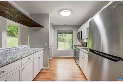 587 Southampton Ct #22901, Charlottesville, VA 22901 - Photo 12