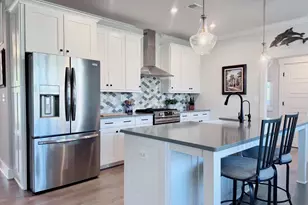 718 Arboleda Dr, Crozet, VA 22932 - Photo 2