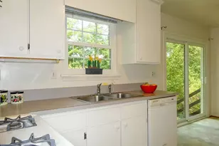 1502 Trailridge Rd, Charlottesville, VA 22903 - Photo 14