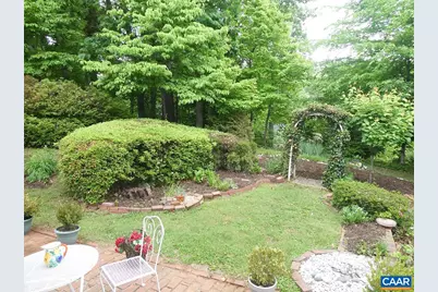 1502 Trailridge Rd, Charlottesville, VA 22903 - Photo 18