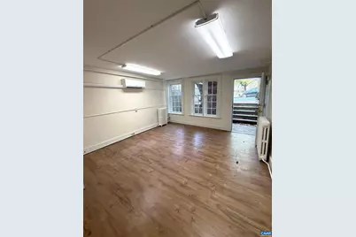 412 E Jefferson St, Charlottesville, VA 22902 - Photo 2