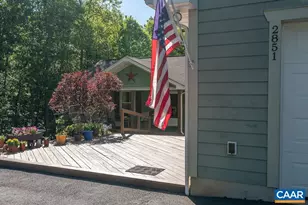 2851 Martin Kings Rd, Scottsville, VA 24590 - Photo 4