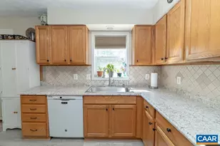 2851 Martin Kings Rd, Scottsville, VA 24590 - Photo 54