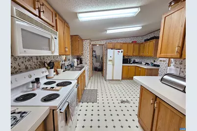 981 Scotts Bottom Rd, Dillwyn, VA 23936 - Photo 12