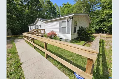 981 Scotts Bottom Rd, Dillwyn, VA 23936 - Photo 1