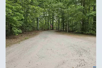 981 Scotts Bottom Rd, Dillwyn, VA 23936 - Photo 32