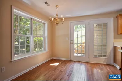 121 Sundrops Ct, Charlottesville, VA 22902 - Photo 8