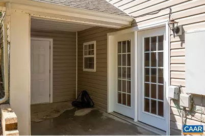 121 Sundrops Ct, Charlottesville, VA 22902 - Photo 2
