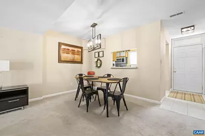 1638 Garden Ct, Charlottesville, VA 22901 - Photo 12
