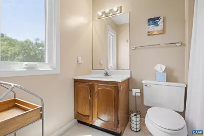 1638 Garden Ct, Charlottesville, VA 22901 - Photo 24