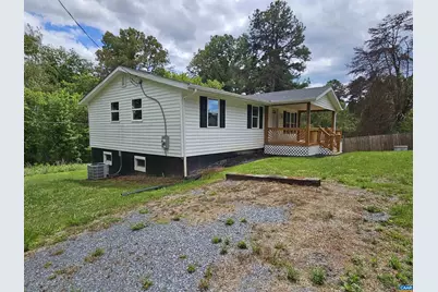 5290 Dixie Hill Rd, Buckingham, VA 23921 - Photo 4