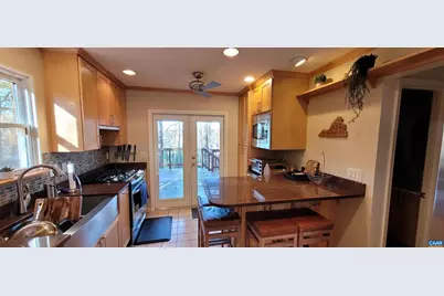 102 Slate Pl, Charlottesville, VA 22902 - Photo 10