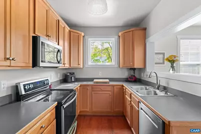 322 Marquette Ct, Crozet, VA 22932 - Photo 6