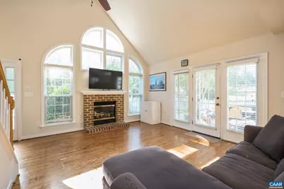 998 Pintail Ln, Charlottesville, VA 22903 - Photo 4