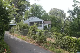 507 13th St, Charlottesville, VA 22902 - Photo 2
