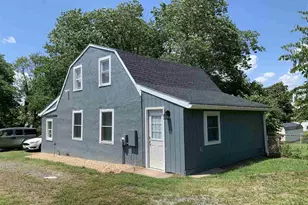 1109 Myrtle St, Charlottesville, VA 22902 - Photo 2