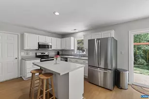 305 Starcrest Rd, Charlottesville, VA 22902 - Photo 12