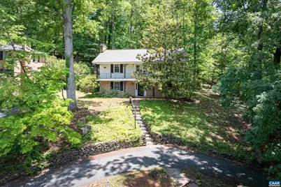 2200 Brandywine Dr, Charlottesville, VA 22901 - Photo 2