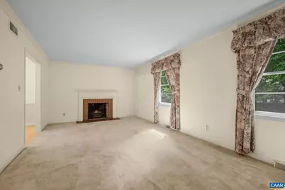 2514 Hillwood Pl, Charlottesville, VA 22901 - Photo 6