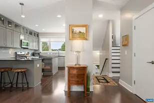 117 Roades Ct, Charlottesville, VA 22902 - Photo 8