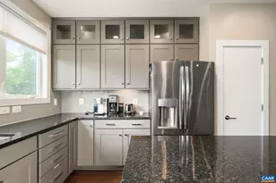 117 Roades Ct, Charlottesville, VA 22902 - Photo 10