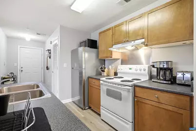122 Yellowstone Dr #306, Charlottesville, VA 22903 - Photo 8
