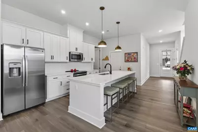1630 Koch Ct, Charlottesville, VA 22911 - Photo 4