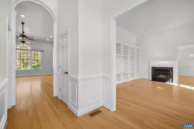 935 Garth Rd, Charlottesville, VA 22901 - Photo 8