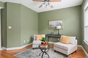 1039 Glenwood Station Ln, Charlottesville, VA 22901 - Photo 8