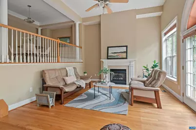 1039 Glenwood Station Ln, Charlottesville, VA 22901 - Photo 4