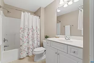 1039 Glenwood Station Ln, Charlottesville, VA 22901 - Photo 24