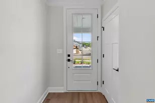 1382 Marcella St, Charlottesville, VA 22911 - Photo 6