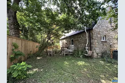 1814 Rugby Pl, Charlottesville, VA 22903 - Photo 34