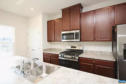 2427 Pocoson Wood Ct, Charlottesville, VA 22911 - Photo 2
