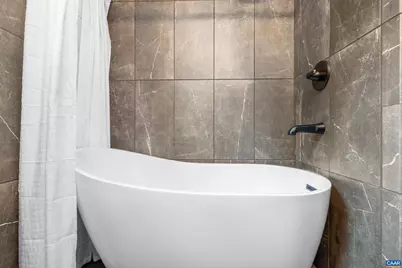 104 Buckingham Cir, Charlottesville, VA 22903 - Photo 36