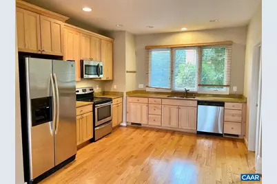 1013 Linden Ave #T, Charlottesville, VA 22902 - Photo 4