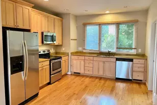1013 Linden Ave, Charlottesville, VA 22902 - Photo 4