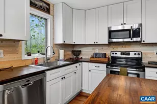 138 Oak Ln, Wintergreen Resort, VA 22967 - Photo 18