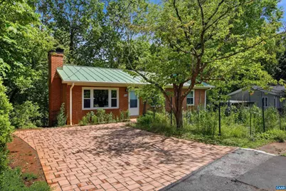 2238 Banbury St, Charlottesville, VA 22901 - Photo 2
