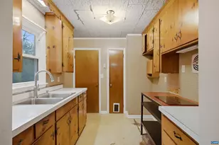 2238 Banbury St, Charlottesville, VA 22901 - Photo 10