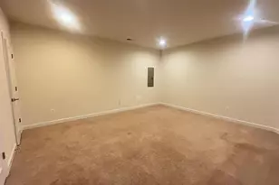 2402 Winthrop Dr, Charlottesville, VA 22911 - Photo 8
