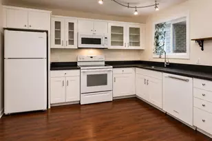 128 Harvest Dr, Charlottesville, VA 22903 - Photo 4