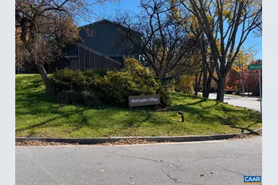 128 Harvest Dr, Charlottesville, VA 22903 - Photo 2