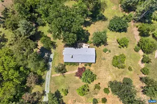 754 Tilman Rd, Charlottesville, VA 22901 - Photo 2